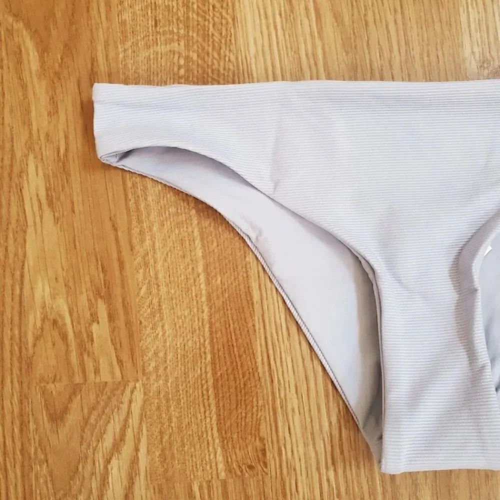 NEW! Tavik Reversible Ali Moderate Coverage Swim Bottom size Small - Picture 5 of 13